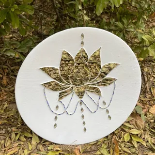 دیوار کوب گل نیلوفر