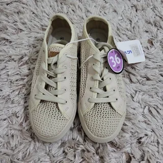 کتونی تابستونه توری