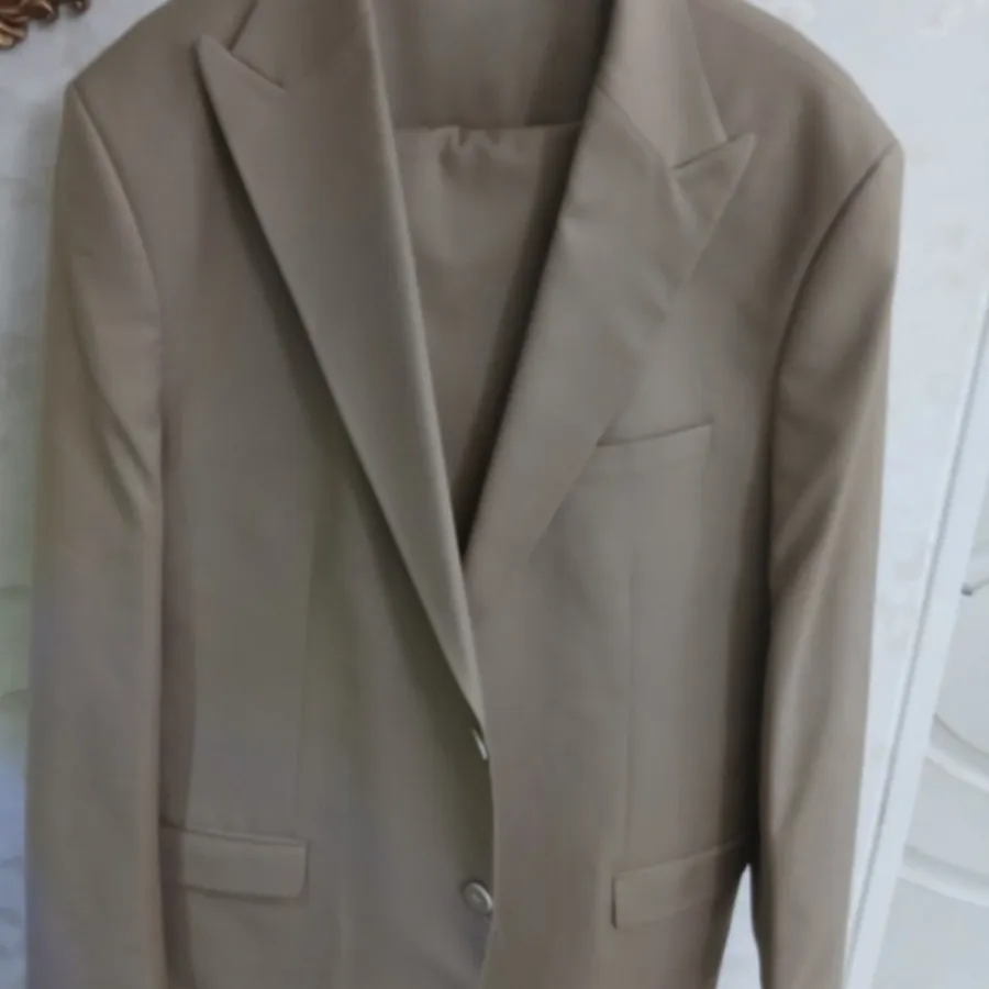 کت و شلوار و ژیله مردانه