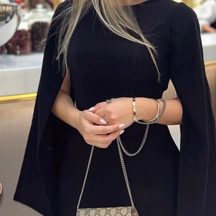 پیراهن کوتاه