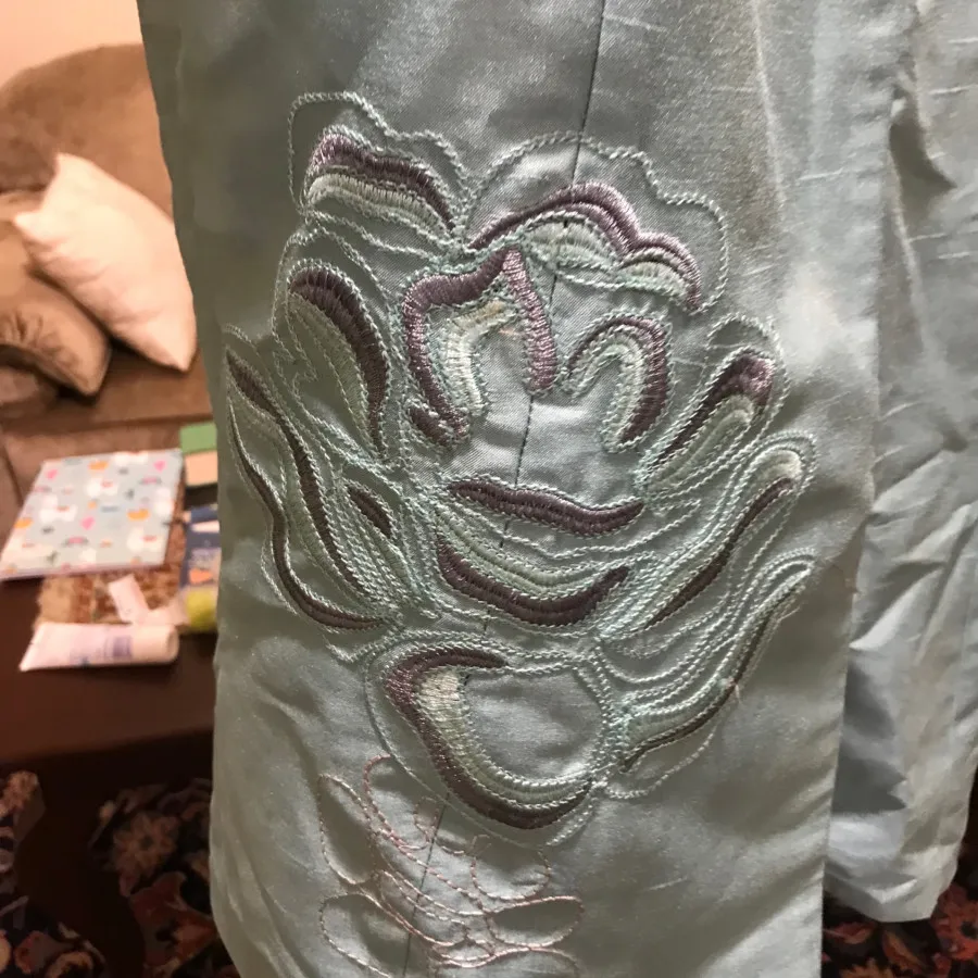 مانتو ابریشمی آبی درباری