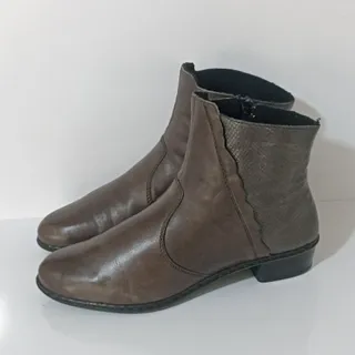 بوت زنانه اورجینال