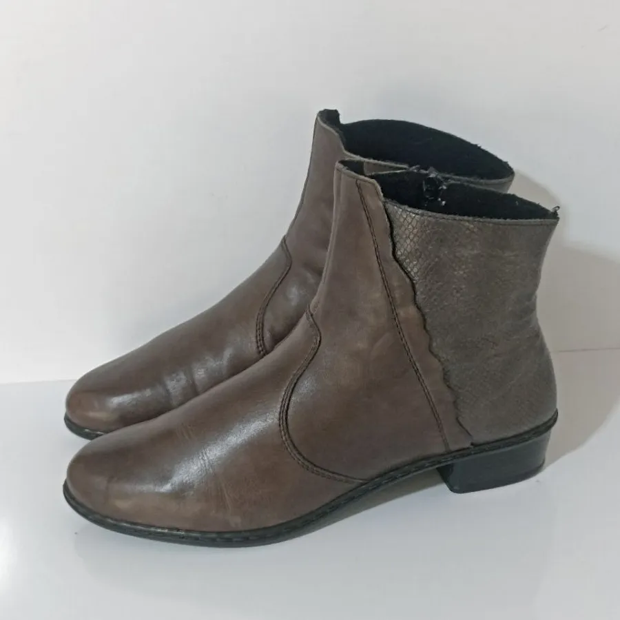 بوت زنانه اورجینال