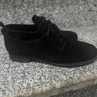 کفش کالج مشکی