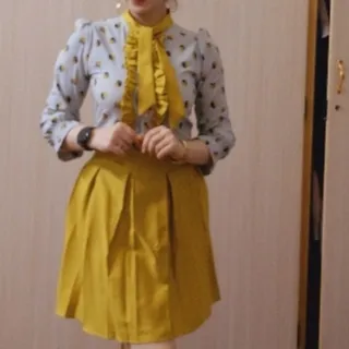 شومیز و دامن دخترانه