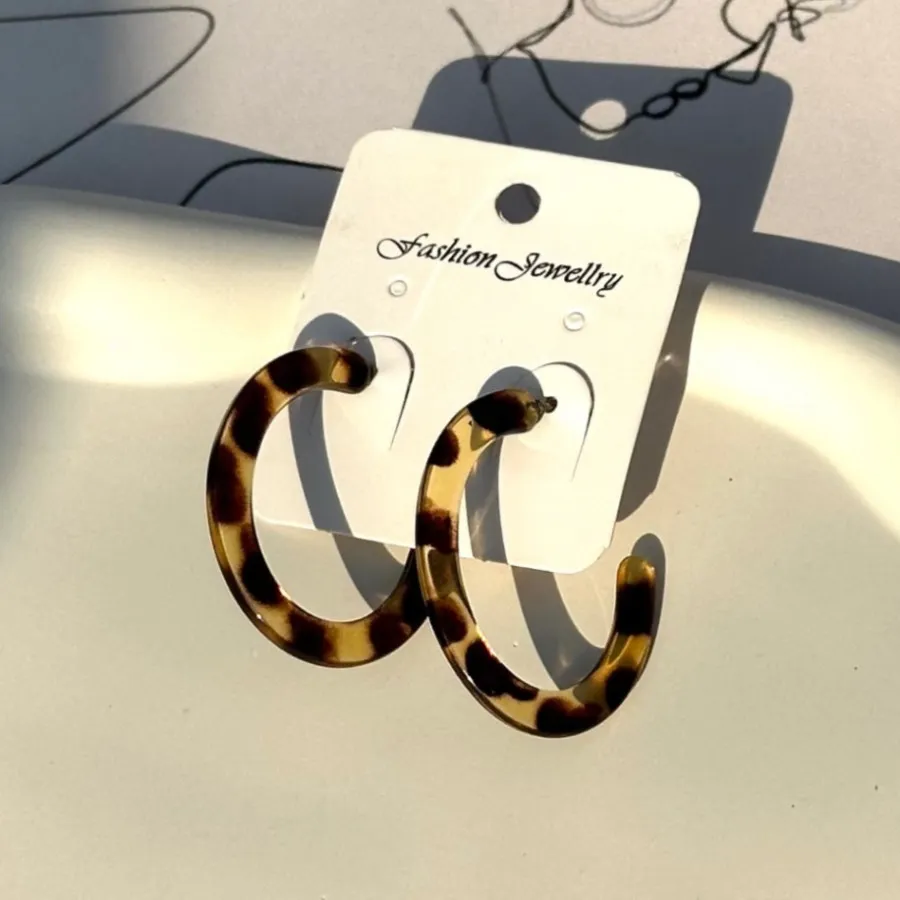 گوشواره پلنگی