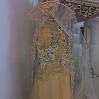 لباس مجلسی نباتی در حد نو