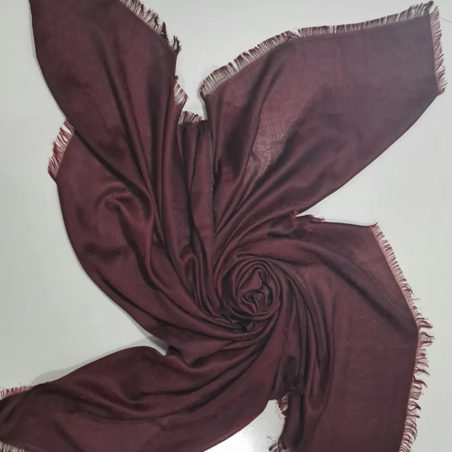 روسری زرشکی