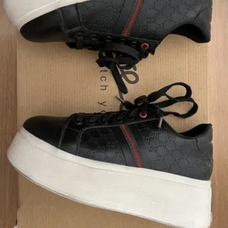 کتونی لژدار گوچی