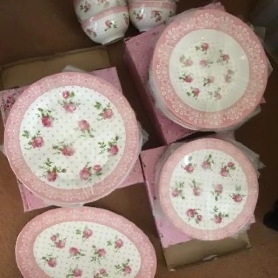 سرویس پذیرایی