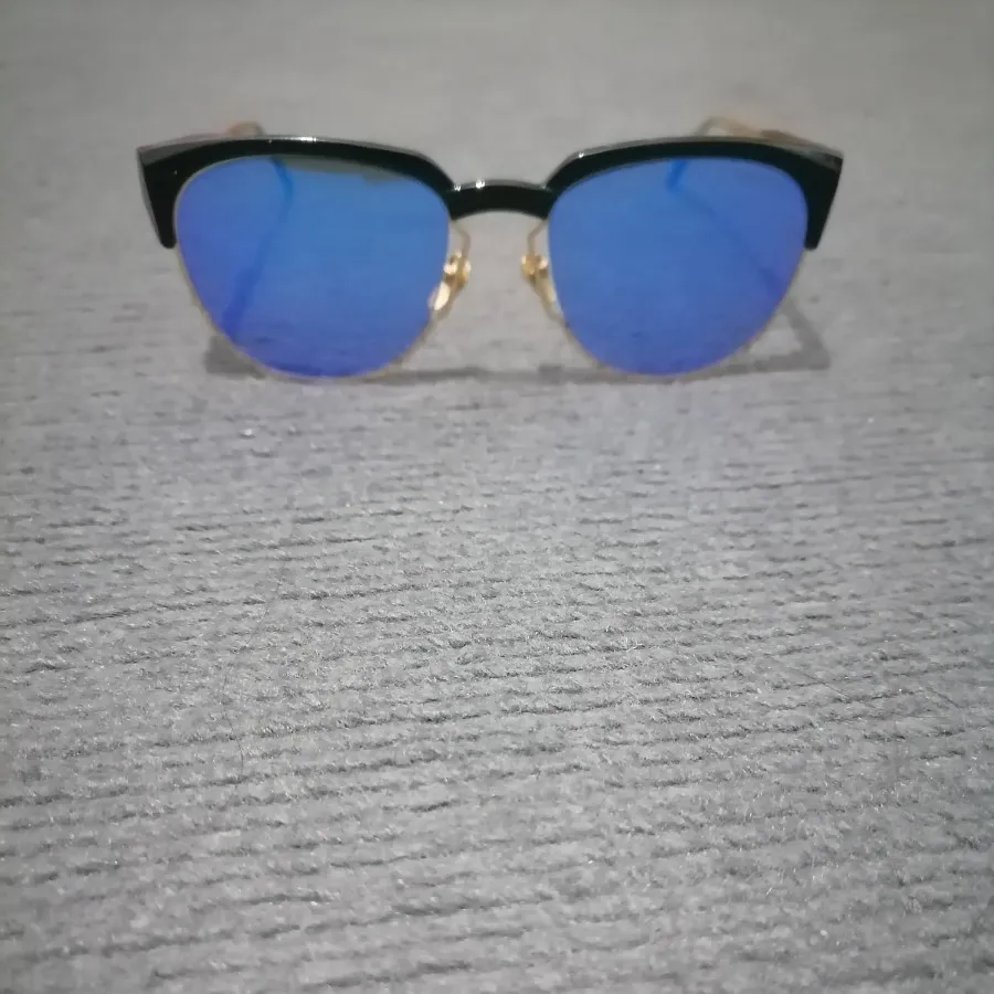 عینک آفتابی