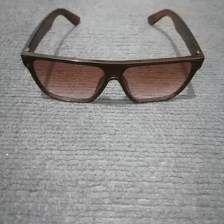 عینک آفتابی