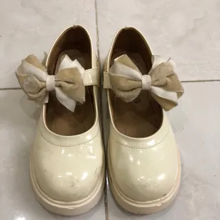 کفش مری جین