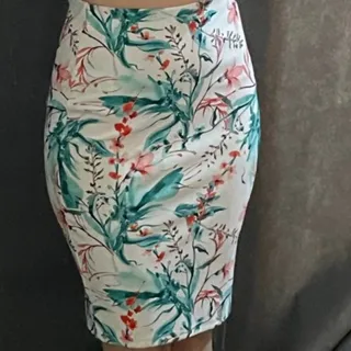 دامن زنانه و دخترانه