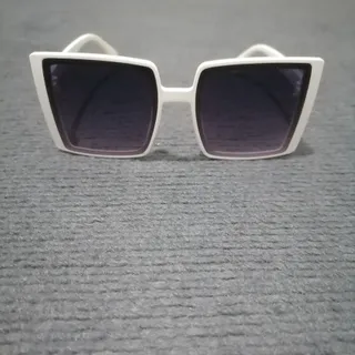 عینک آفتابی