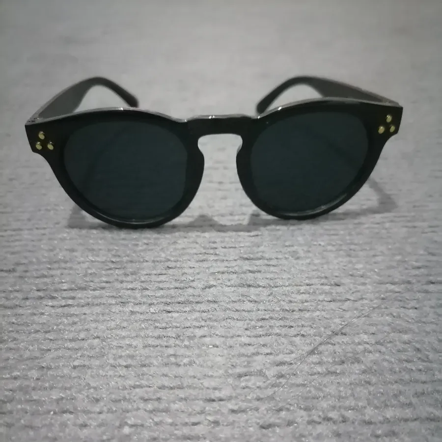 عینک آفتابی