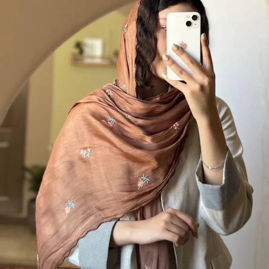 شال حریر گلدار