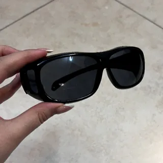 عینک آفتابی