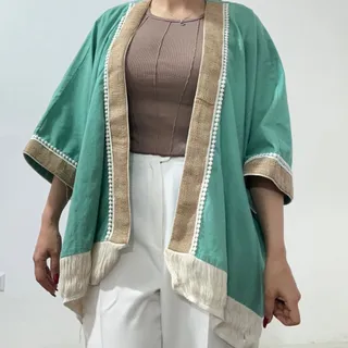 مانتو جلو باز