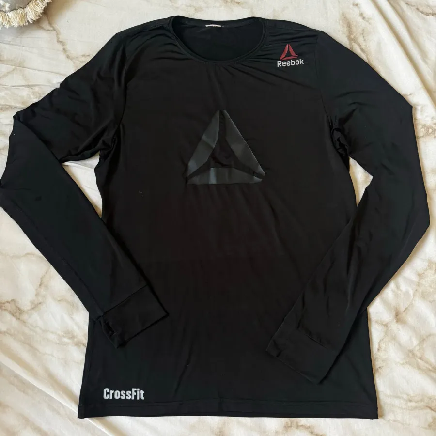 لباس ورزشی ریباک