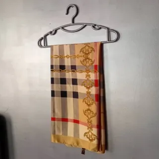 روسری Burberry