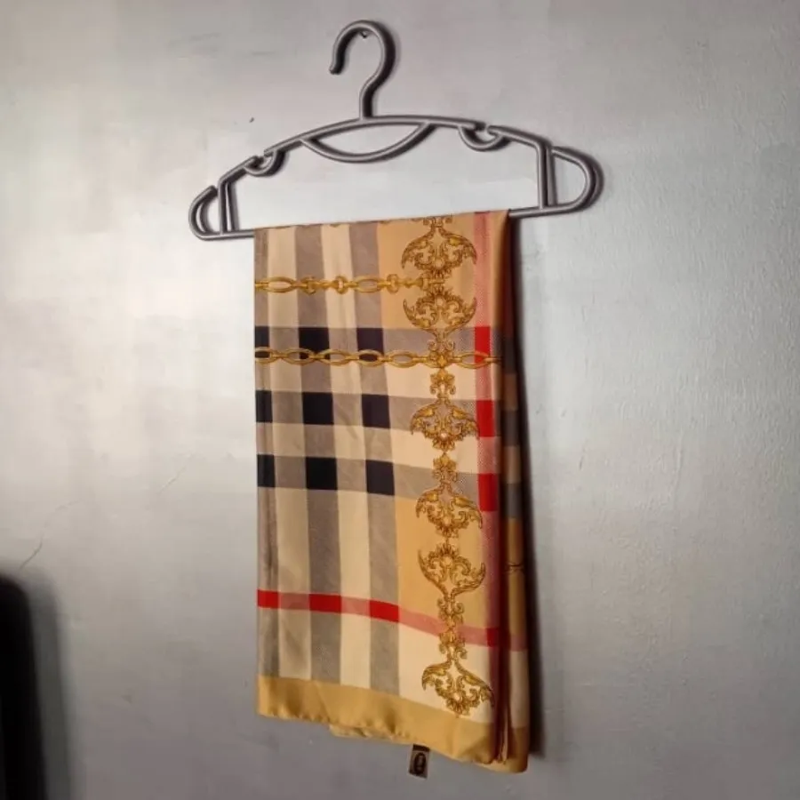 روسری Burberry