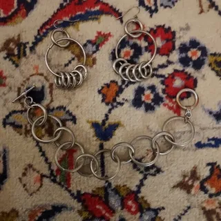 دستبند و گوشواره