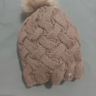 شال و کلاه زمستانی