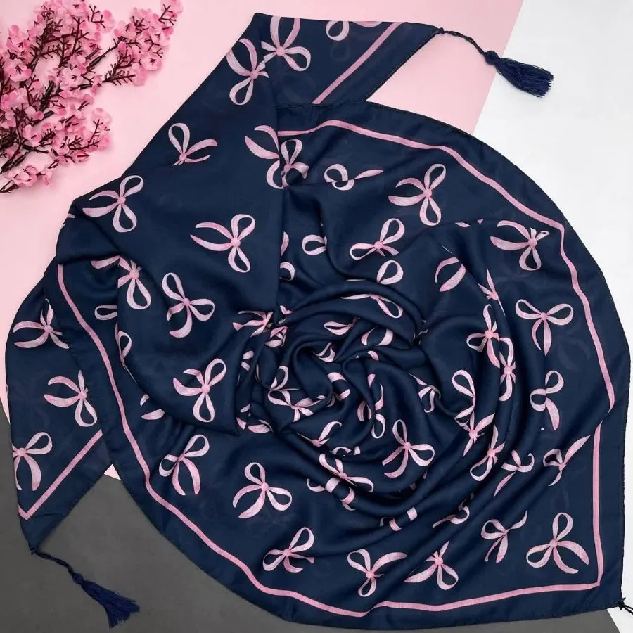 روسری نخ اسپان طرح پاپیون