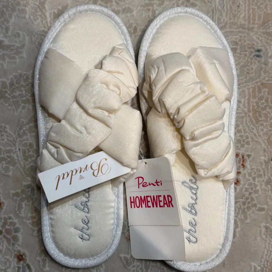 اسلیپر عروس