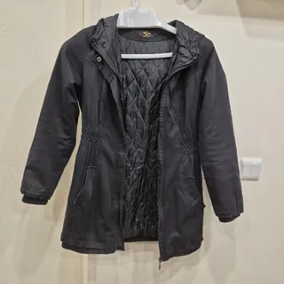 کاپشن کلاه دار