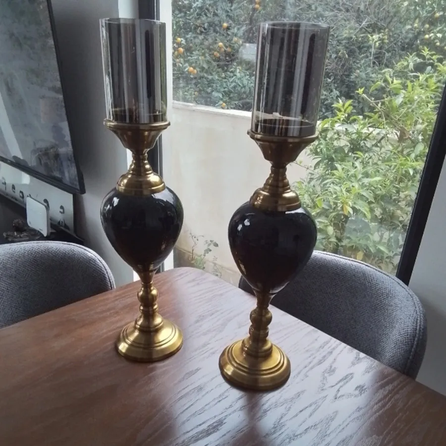 یک جفت شمعدان