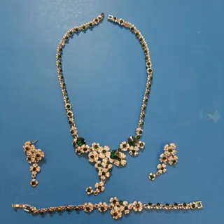 ست گردنبند،دستبند،گوشواره