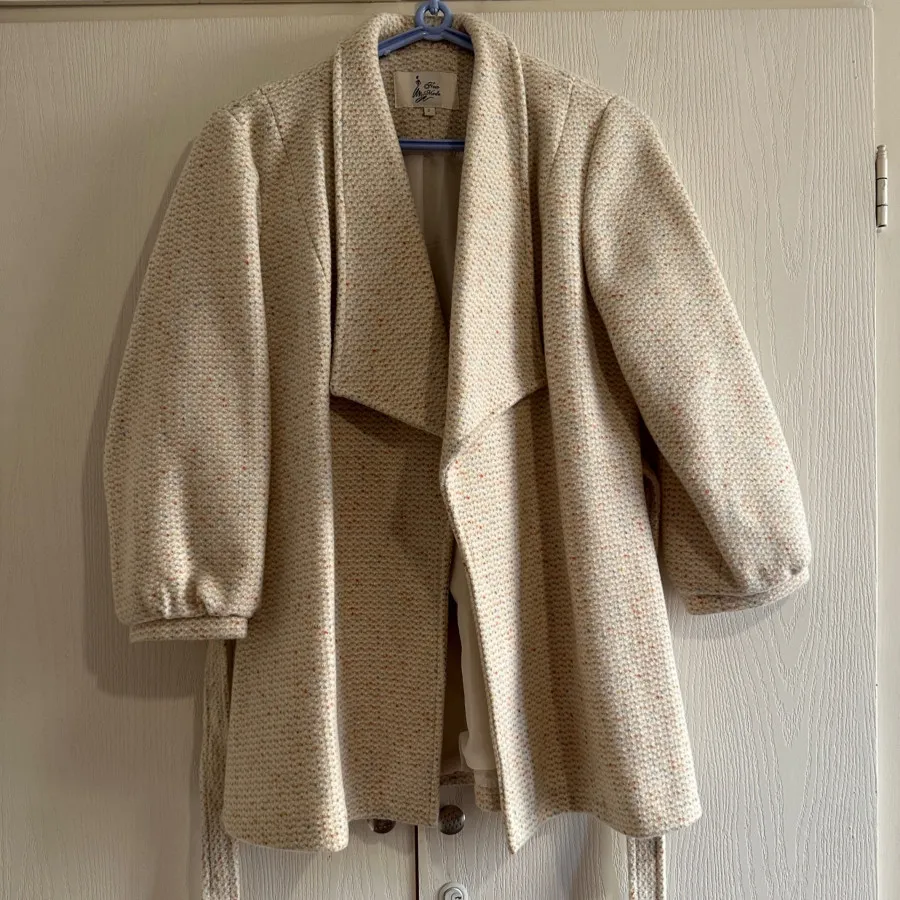 پالتو آستردار