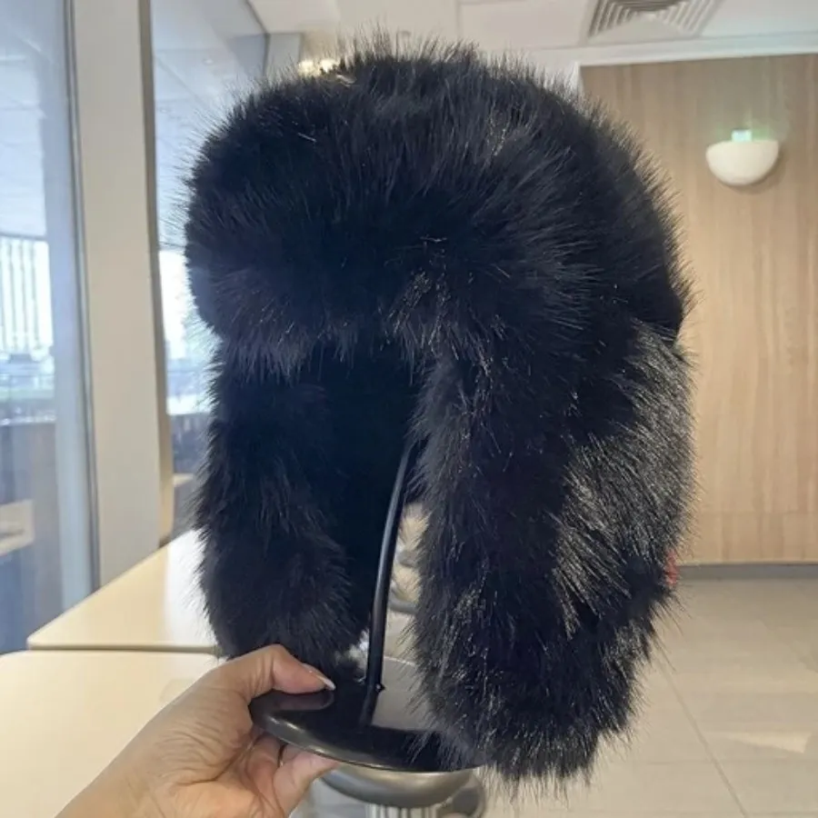 کلاه اسکیمو خزدار، مشکی