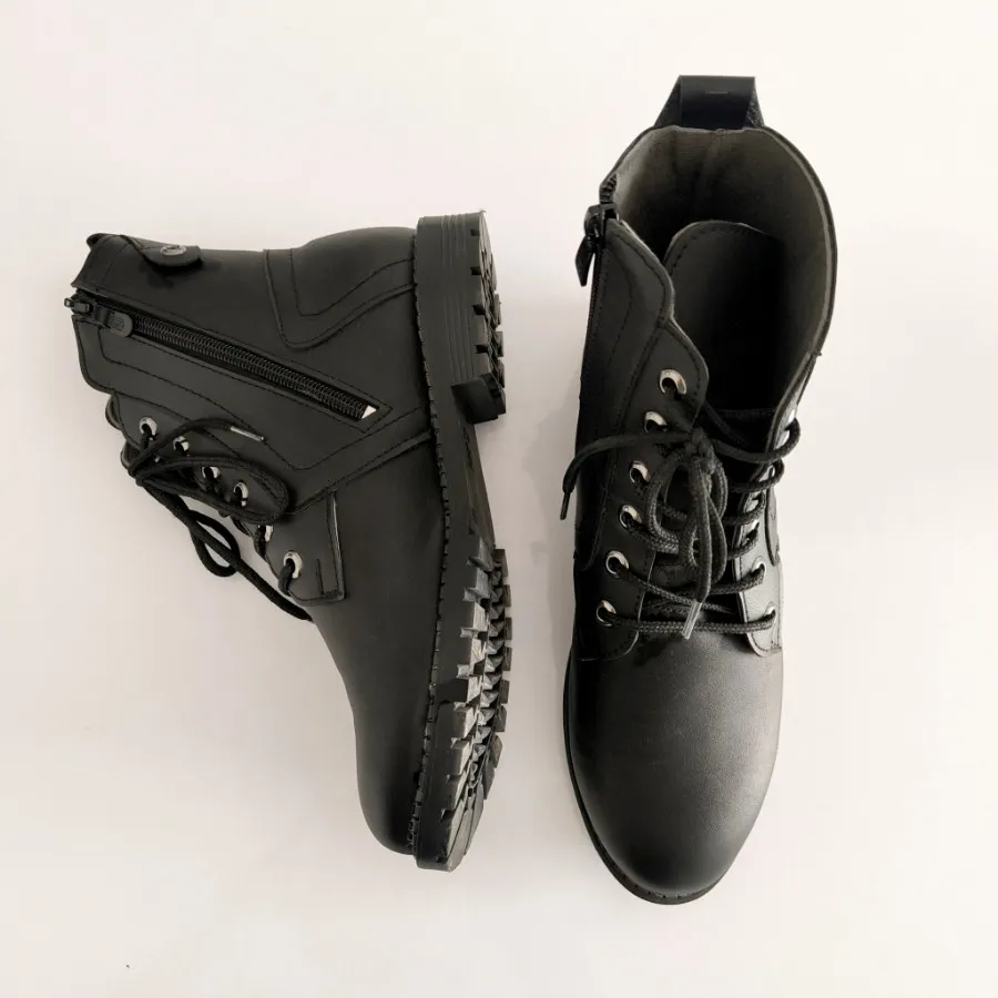 پوتین زنانه