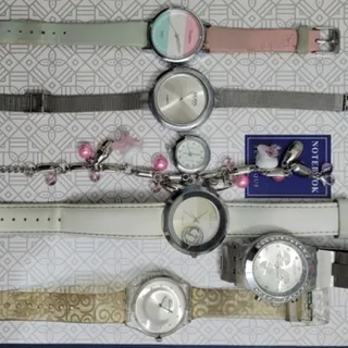 ساعت دخترانه