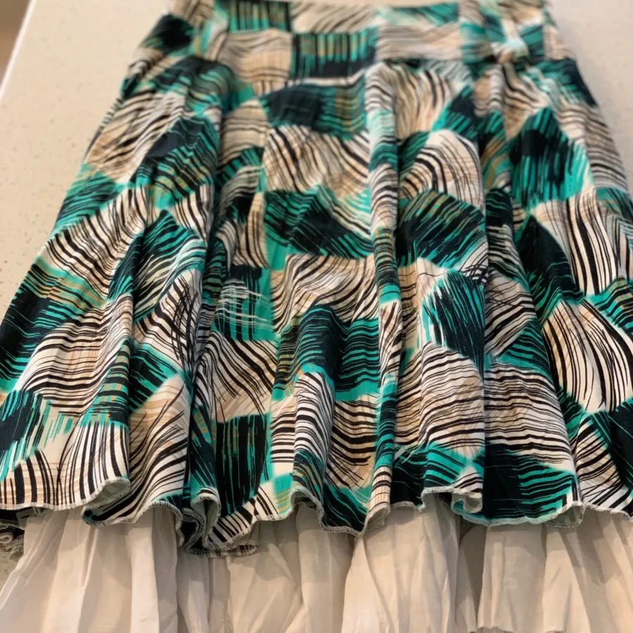 دامن نخی پر چین دخترانه