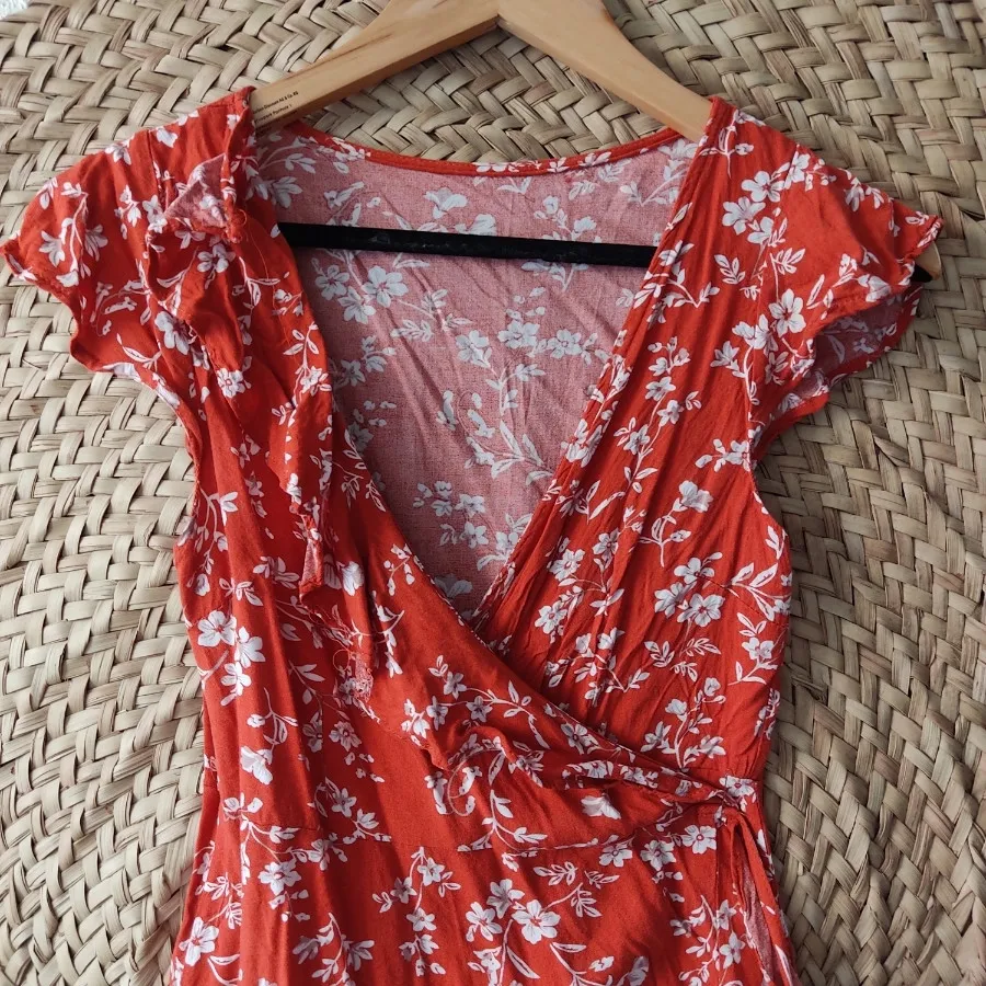 پیراهن دخترانه