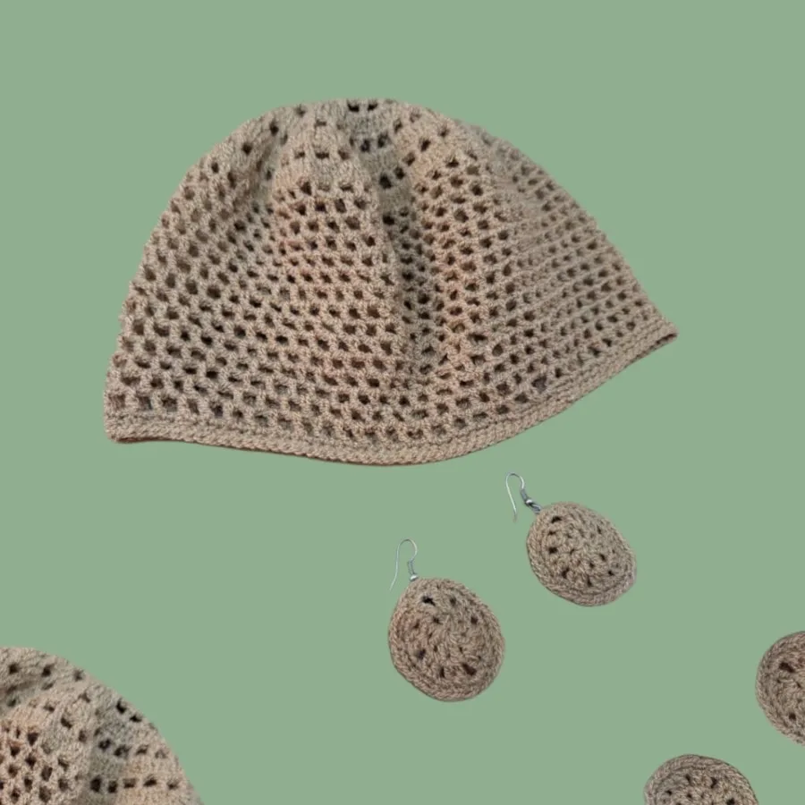 کلاه و گوشواره نارا