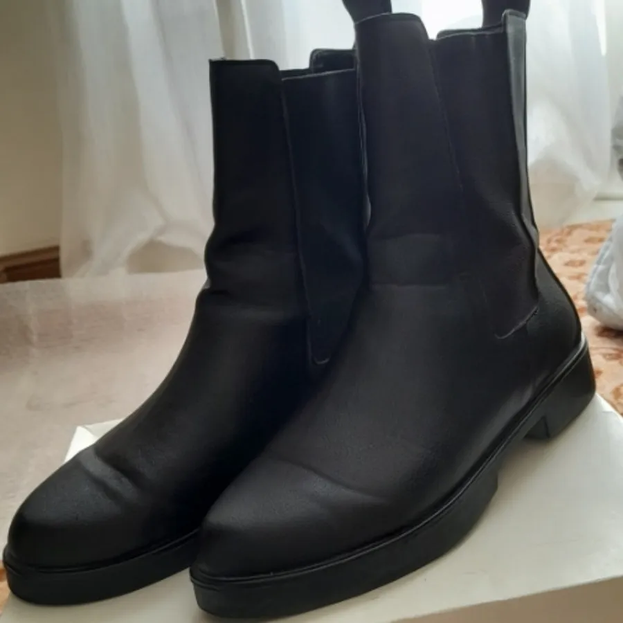 نیم بوت مشکی