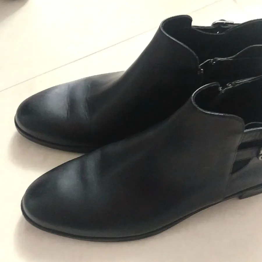 نیم بوت نوین چرم