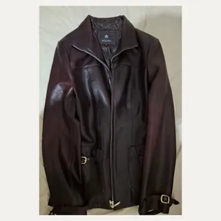 کت چرم زرشکی