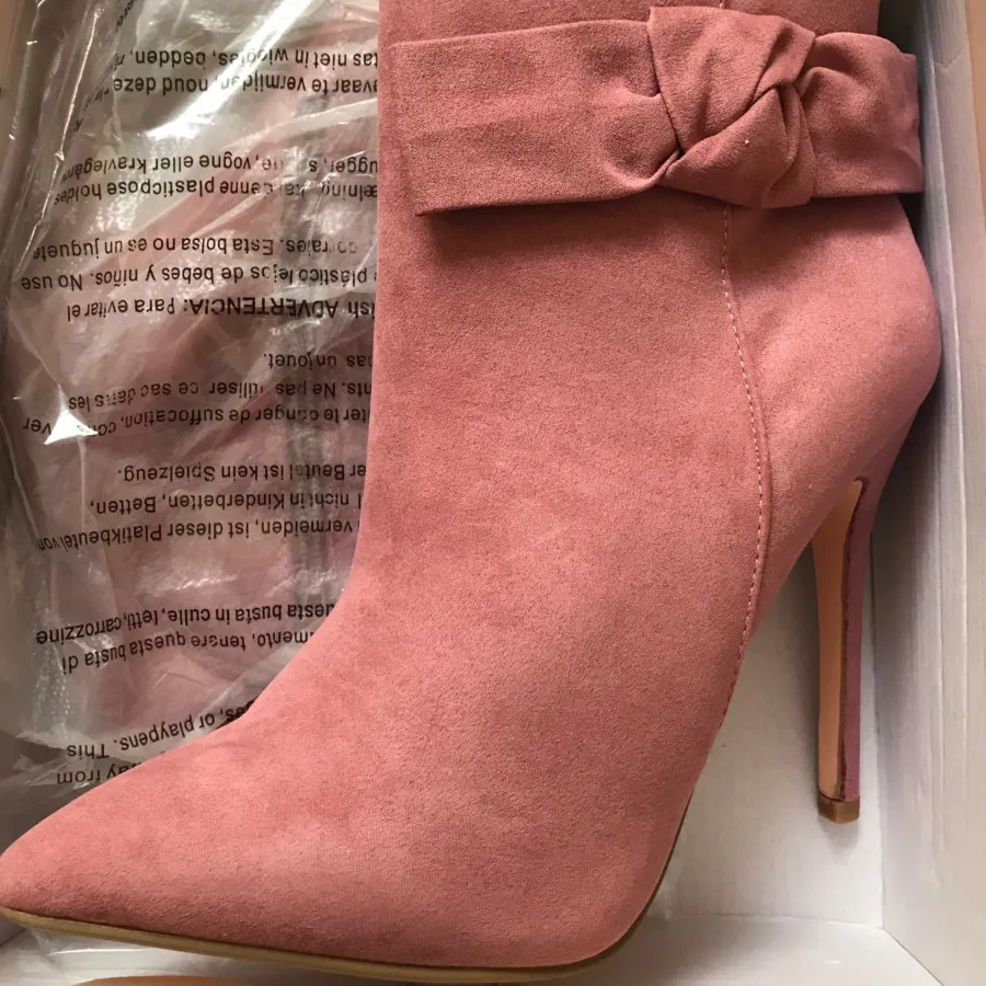 نیم بوت صورتی جاست فب