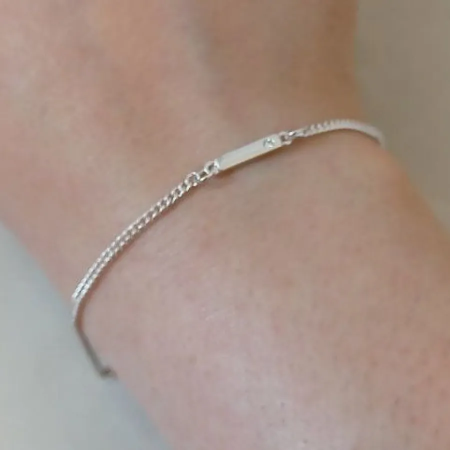 دستبند ظریف و جذاب