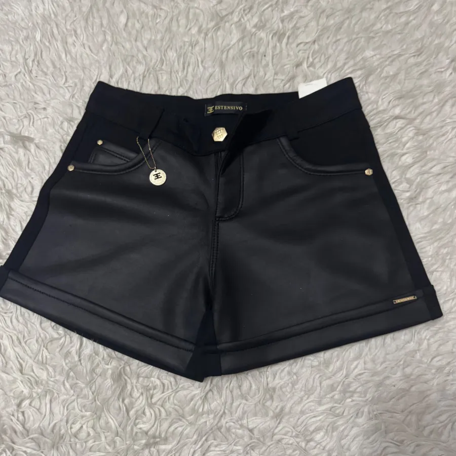 شلوارک مدل چرم 36