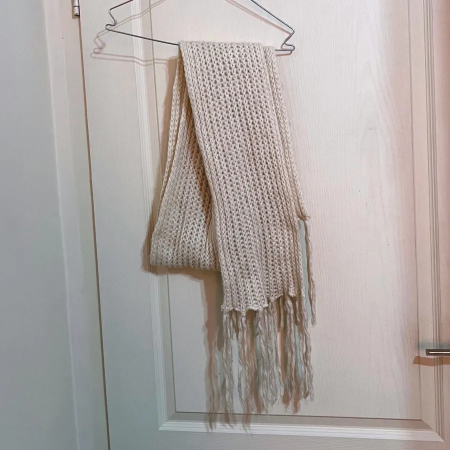 شال گردن بلند