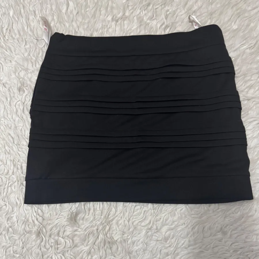 دامن مشکی مدل چیندار S