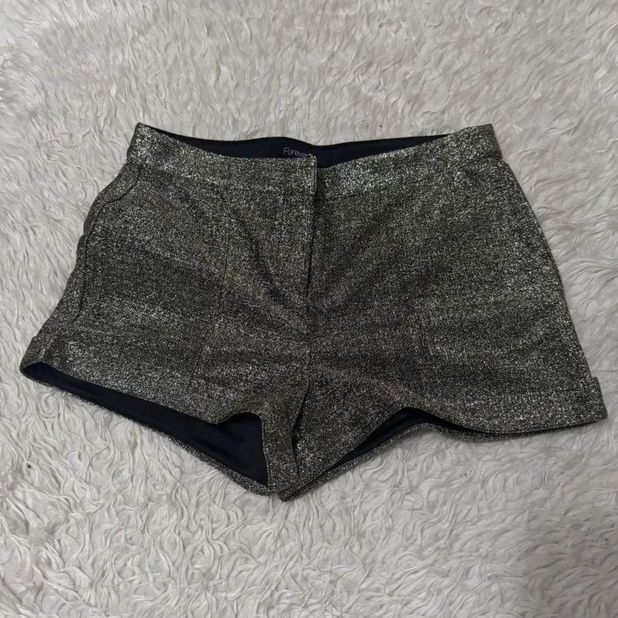 شلوارک اکلیلی forever 21