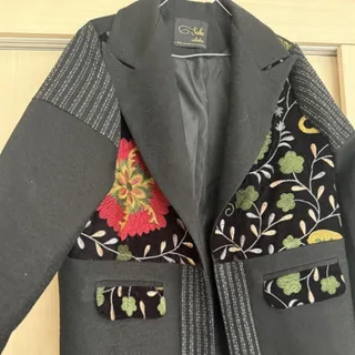 پالتو گلدوزی شده